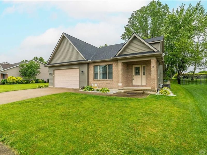 132 Village Green, Sidney, OH 45365 Photo 2