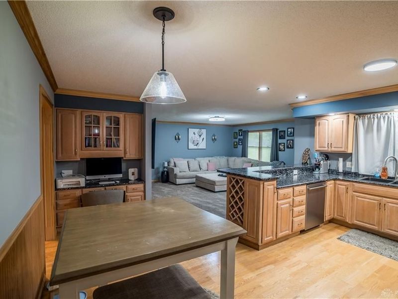 132 Village Green, Sidney, OH 45365 Photo 9
