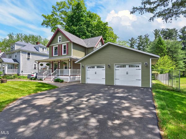 38 Elsmere Avenue, Delmar, NY 12054