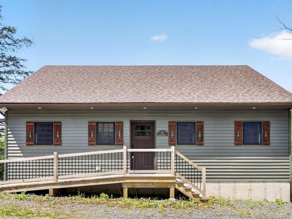 78 Lake Camp Way, Cropseyville, NY 12052