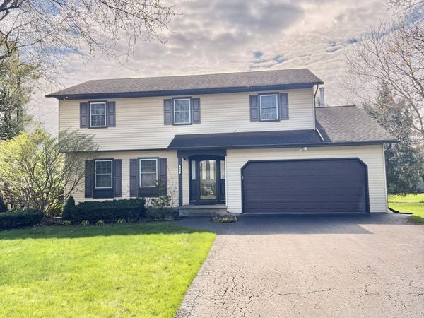 606 Tedesco Court, Guilderland, NY 12303