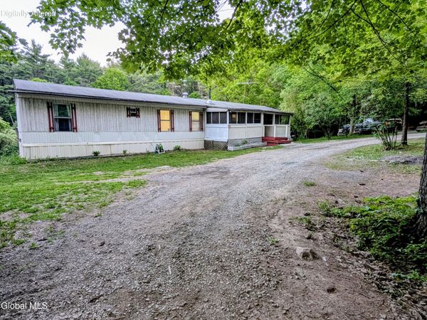 98 Primrose Lane, Earlton, NY 12058