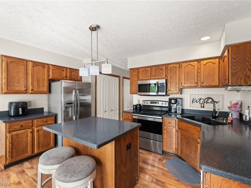 3752 Sandlewood Drive, Brunswick, OH 44212 Photo 12