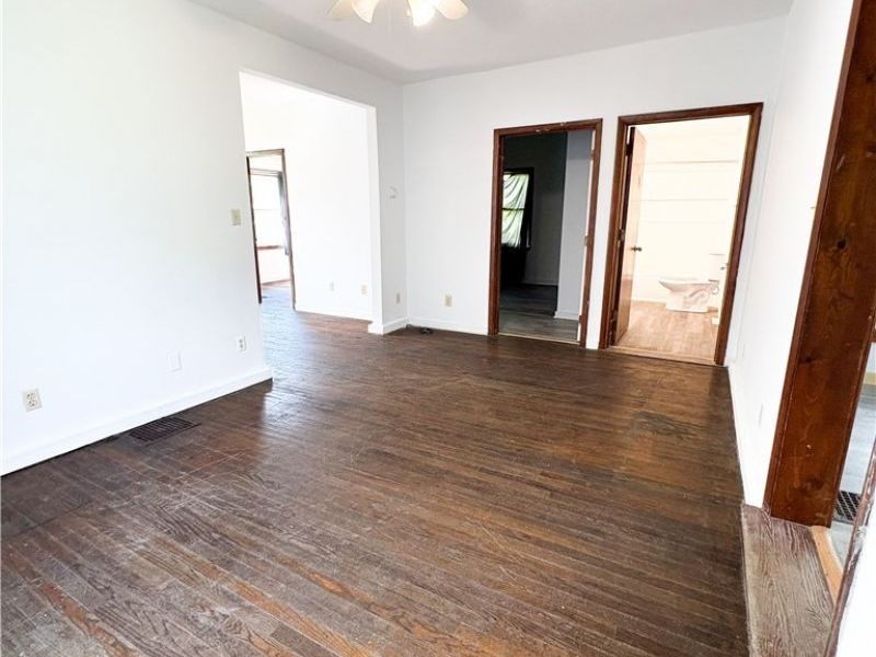 81 S Pleasant Street, Oberlin, OH 44074 Photo 10