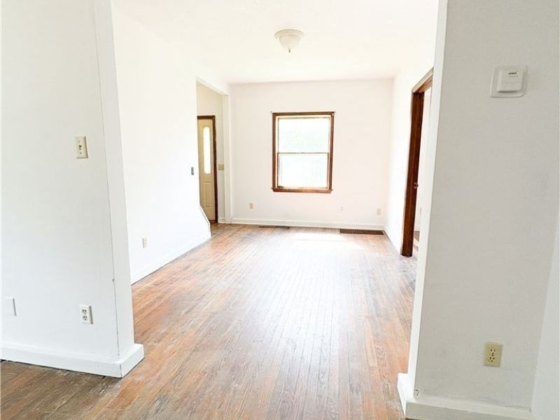 81 S Pleasant Street, Oberlin, OH 44074 Photo 14