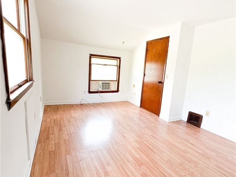 81 S Pleasant Street, Oberlin, OH 44074 Photo 31