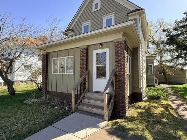 5314 E 3rd St, Superior, WI 54880