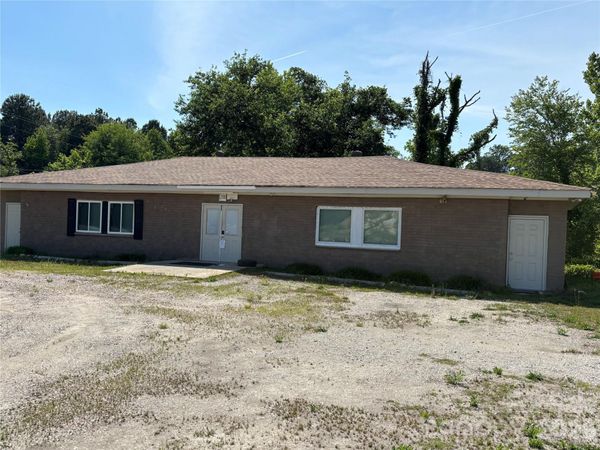 1390 Pump Station Road, Kannapolis, NC 28081