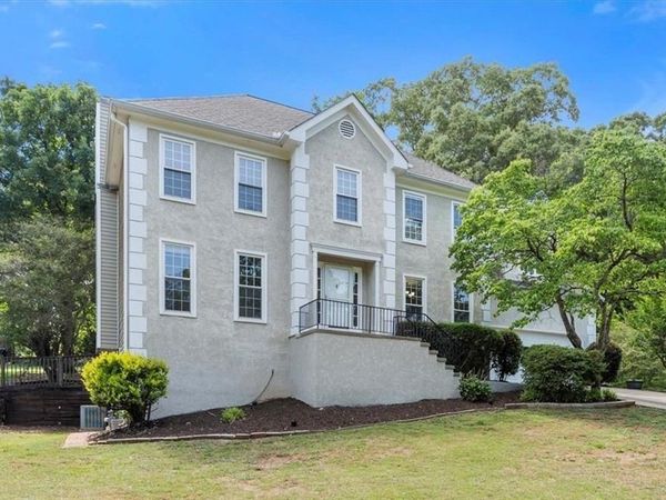 610 Adam Circle, Woodstock, GA 30188