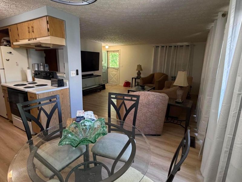 2515 Nassau Drive , Unit 25D, Columbus, OH 43232 Photo 10