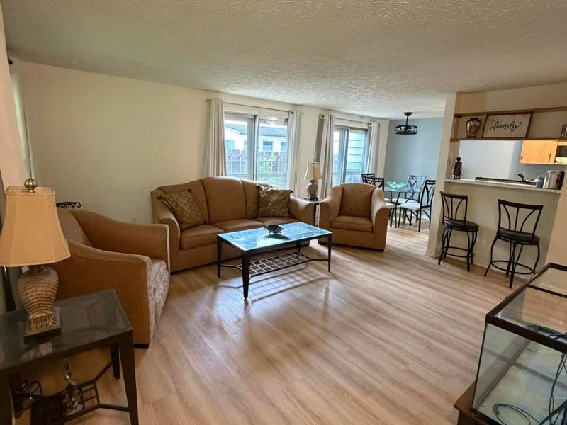 2515 Nassau Drive , Unit 25D, Columbus, OH 43232 Photo 11