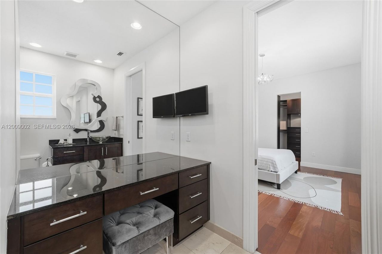 14370 Jockey Cir N , Davie, FL 33330 Photo