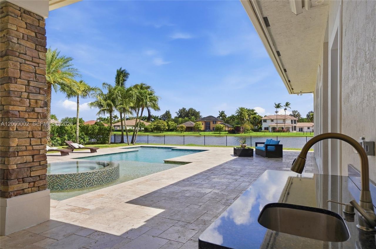 14370 Jockey Cir N , Davie, FL 33330 Photo