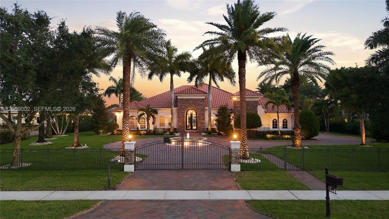 14370 Jockey Cir N , Davie, FL 33330 Photo