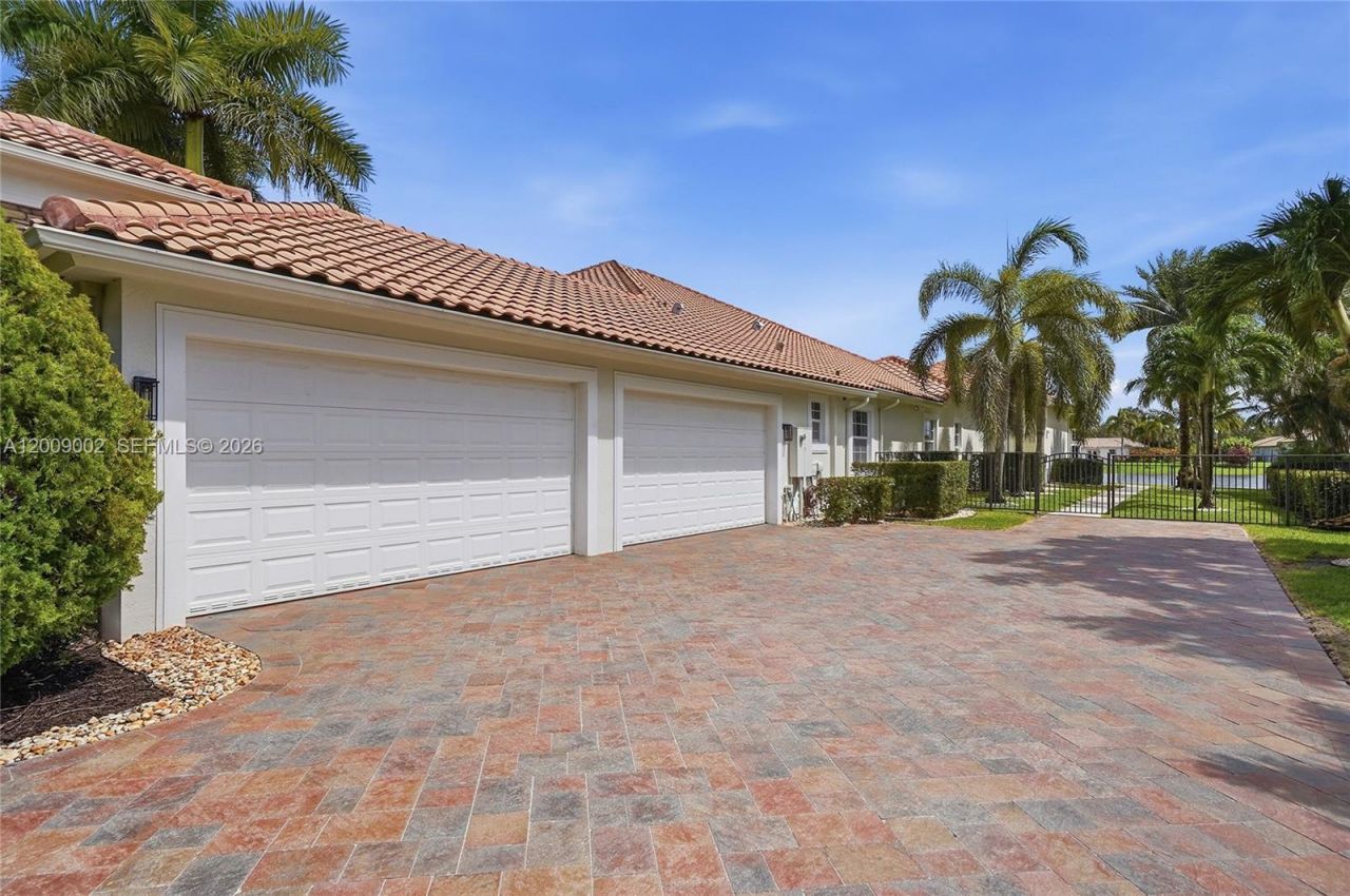 14370 Jockey Cir N , Davie, FL 33330 Photo