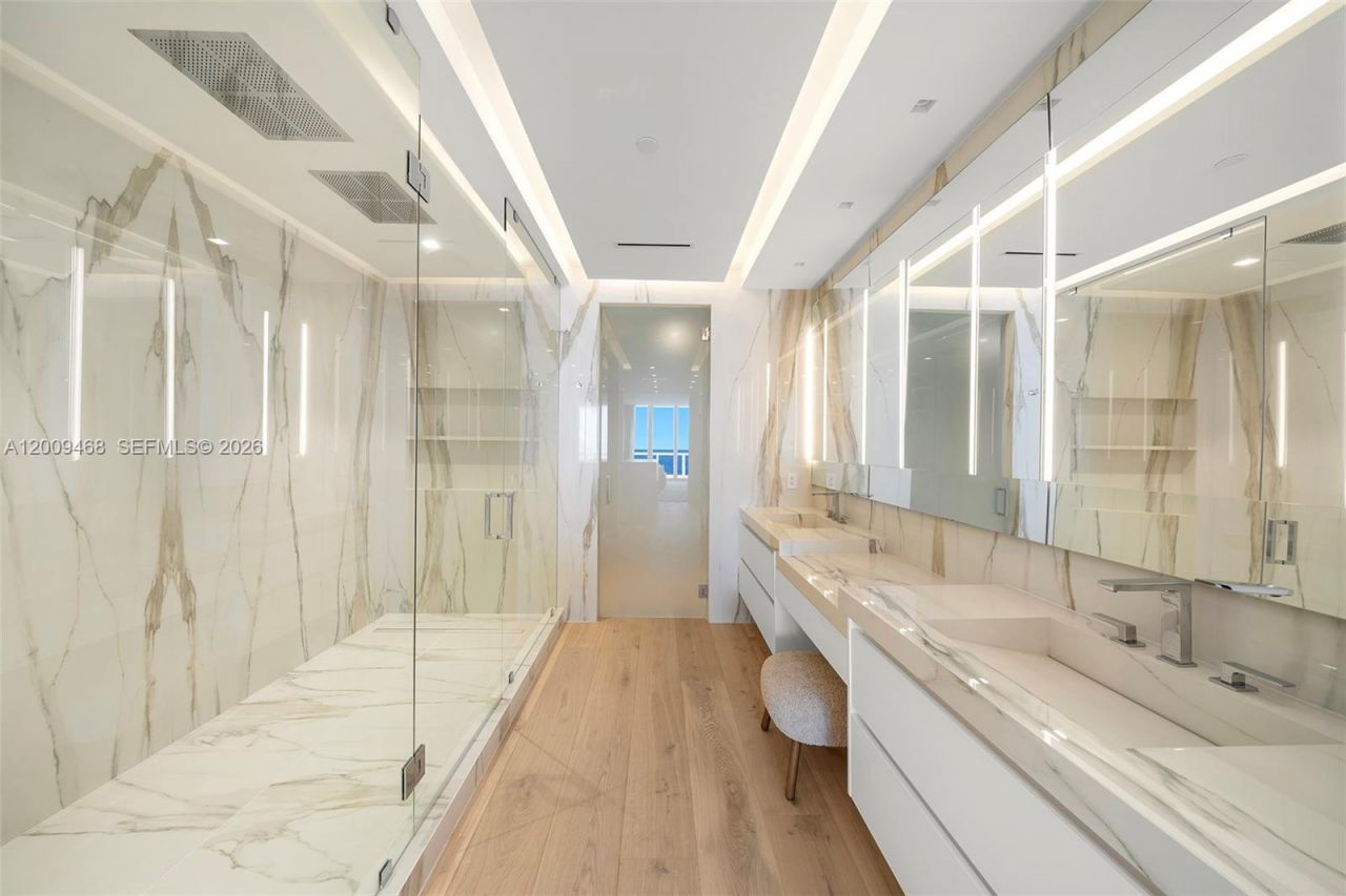 100 S Pointe Dr , Unit 1206, Miami Beach, FL 33139 Photo