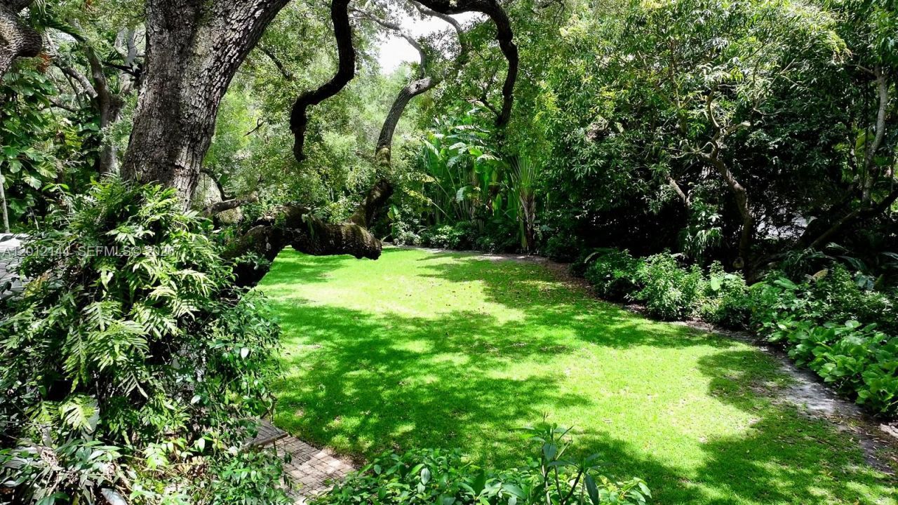 530 Melaleuca Ln , Miami, FL 33137 Photo