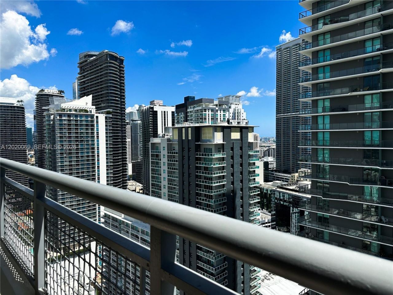 60 SW 13th St , Unit 3418, Miami, FL 33130 Photo