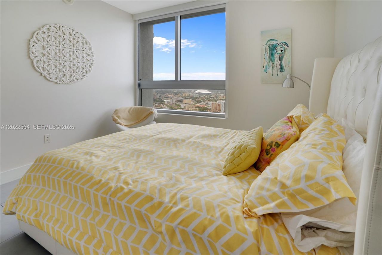 90 SW 3rd St , Unit 4308, Miami, FL 33130 Photo
