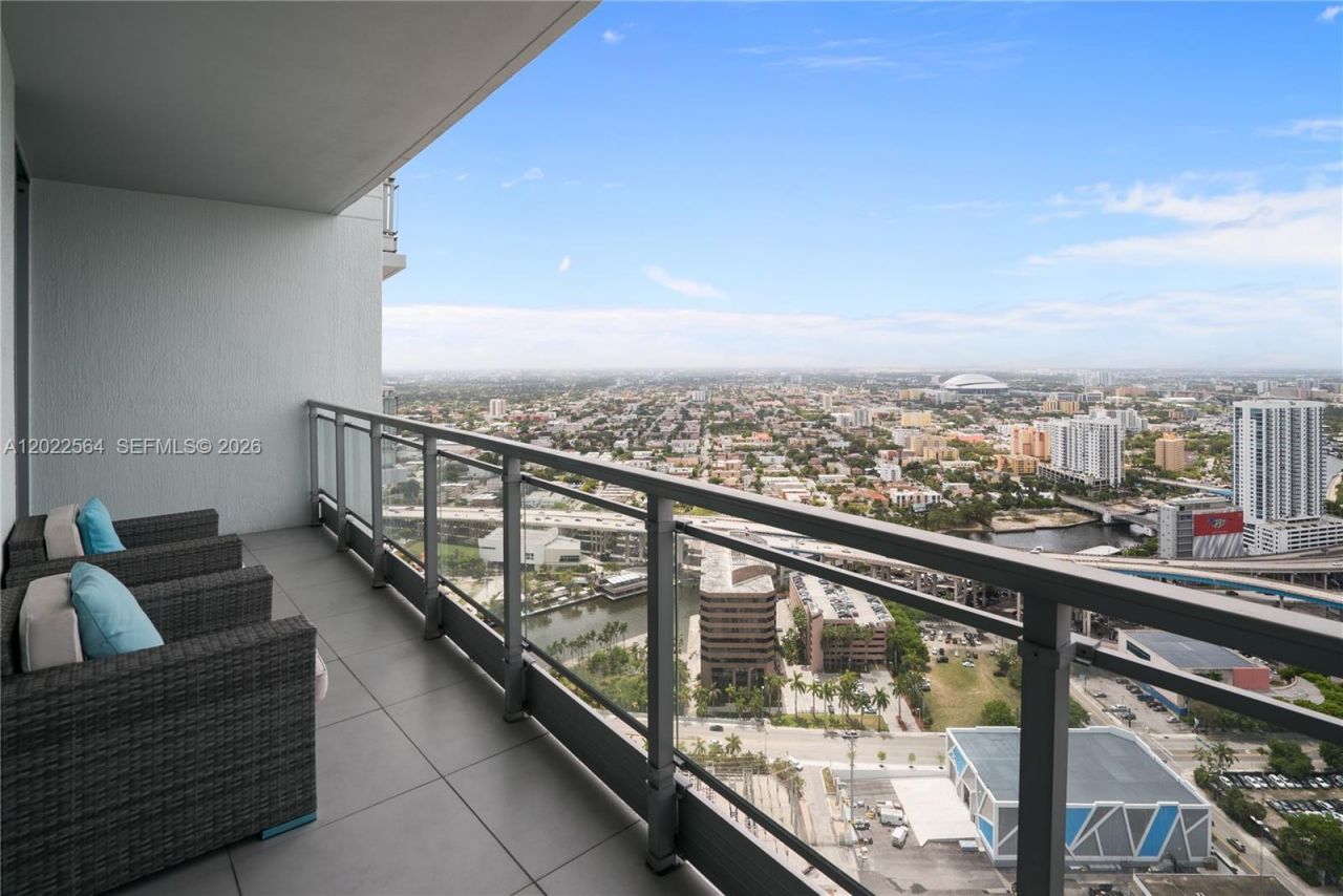 90 SW 3rd St , Unit 4308, Miami, FL 33130 Photo