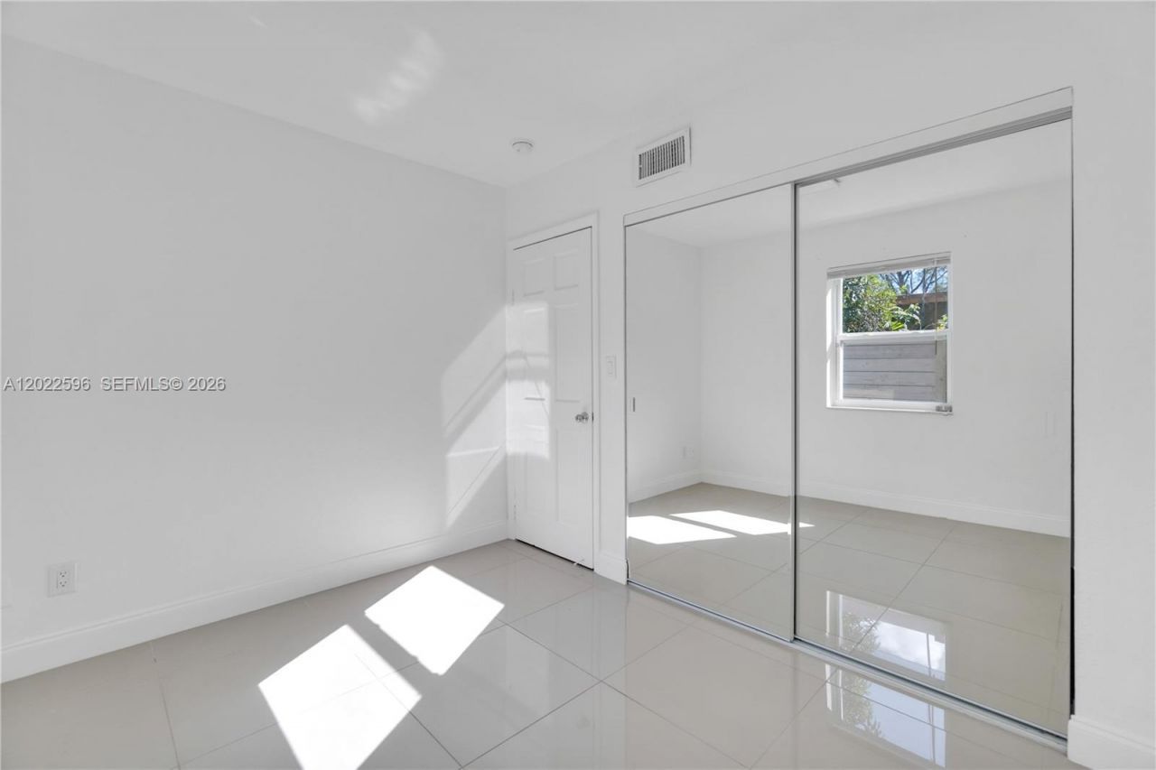 4740 NE 2nd Ter , Deerfield Beach, FL 33064 Photo