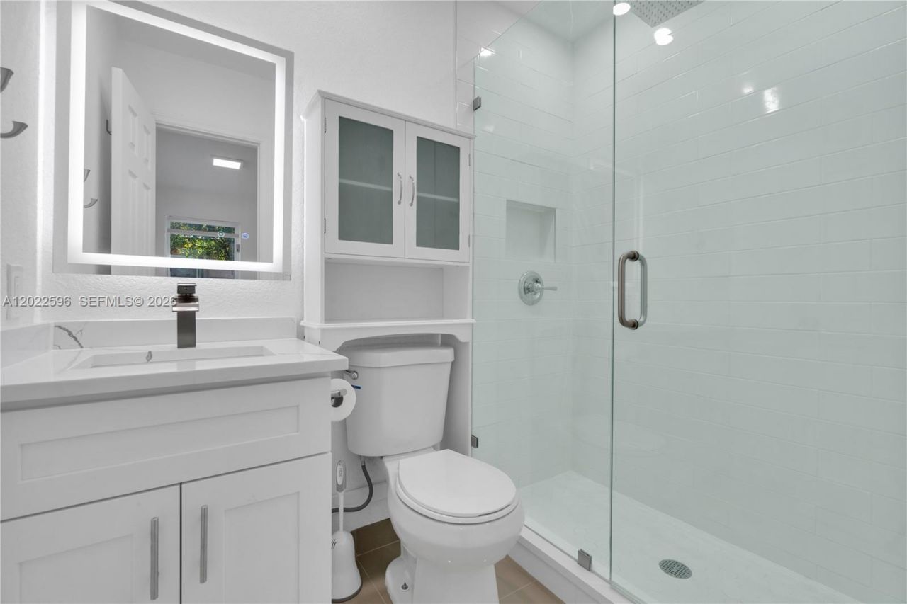 4740 NE 2nd Ter , Deerfield Beach, FL 33064 Photo