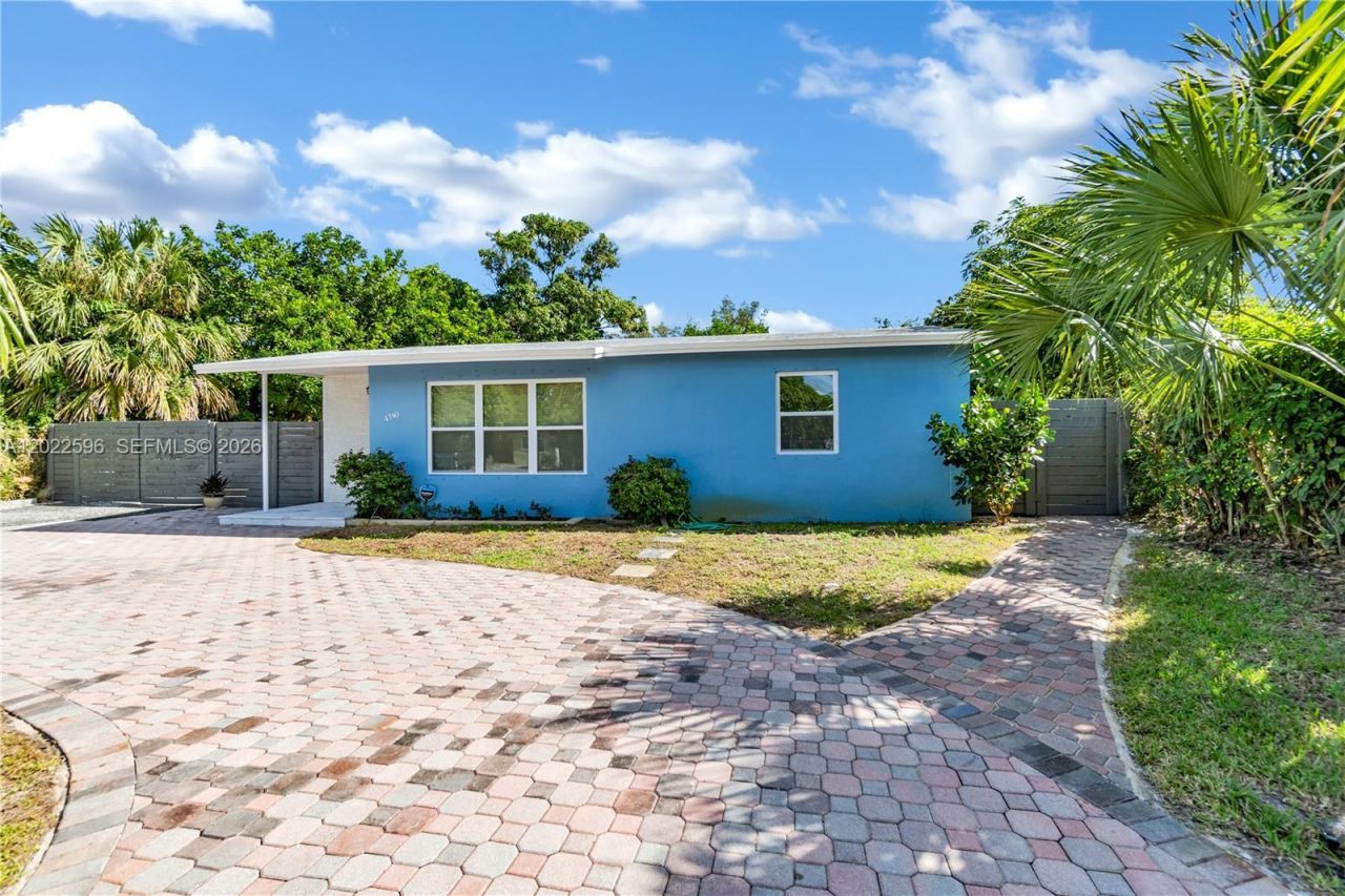 4740 NE 2nd Ter , Deerfield Beach, FL 33064 Photo