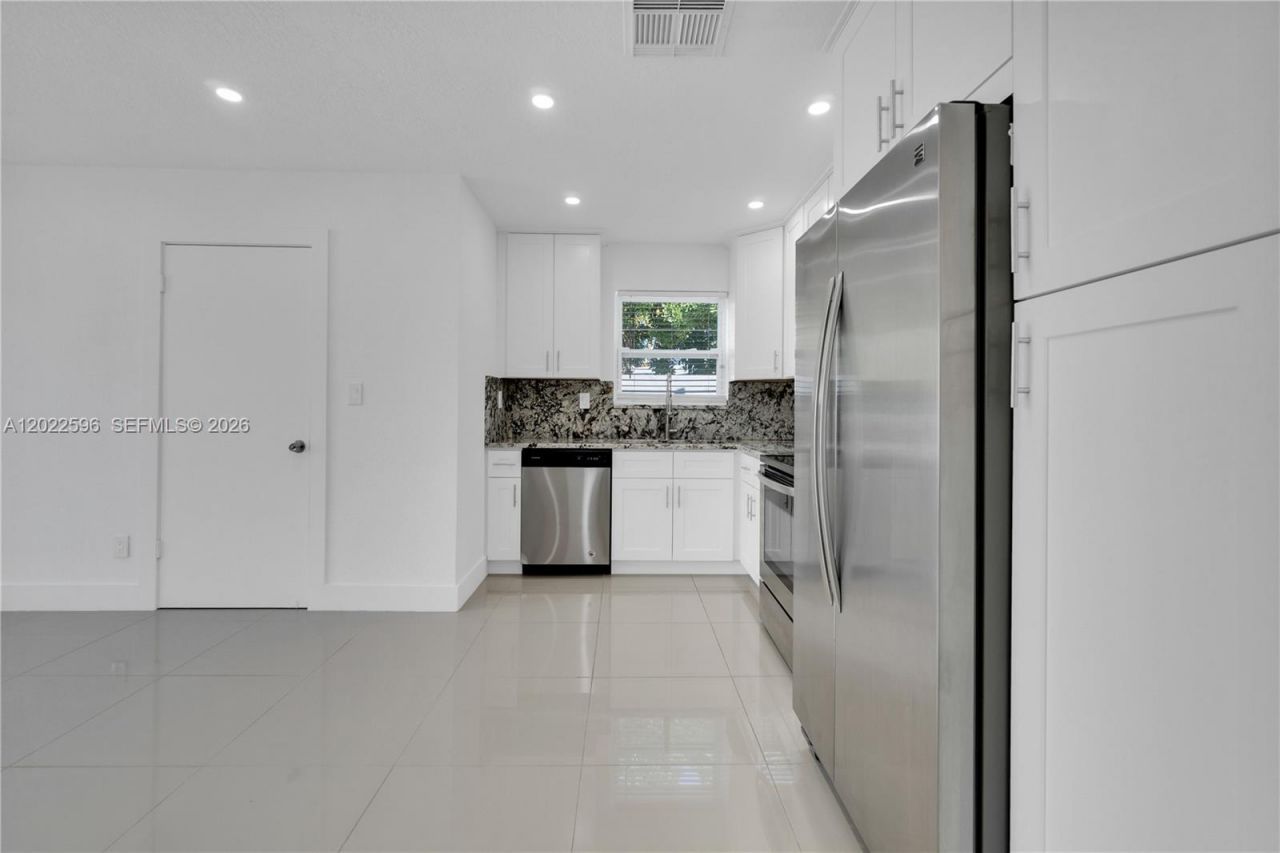 4740 NE 2nd Ter , Deerfield Beach, FL 33064 Photo
