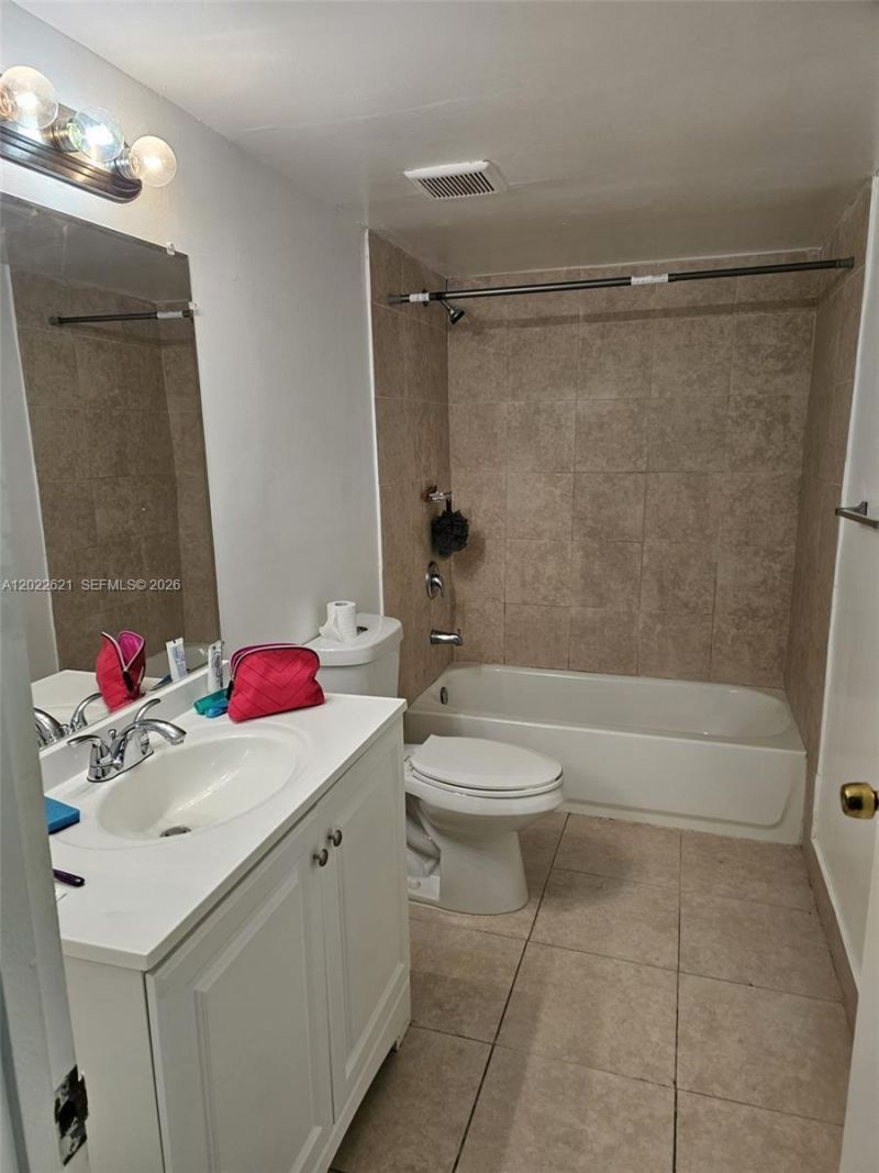 8650 SW 149th Ave , Unit 305, Miami, FL 33193 Photo