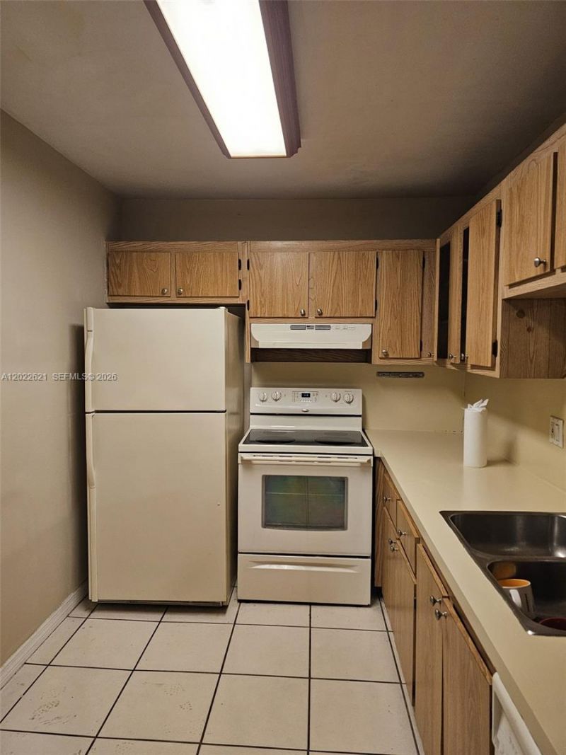 8650 SW 149th Ave , Unit 305, Miami, FL 33193 Photo