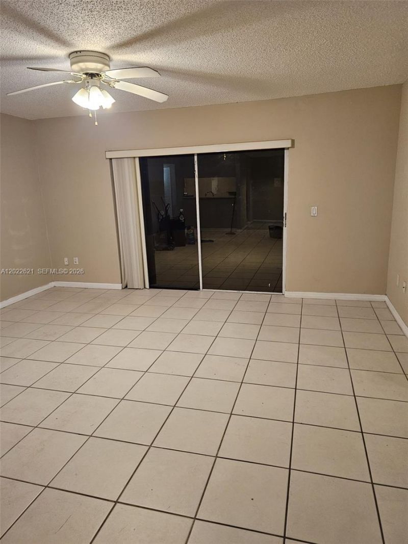 8650 SW 149th Ave , Unit 305, Miami, FL 33193 Photo