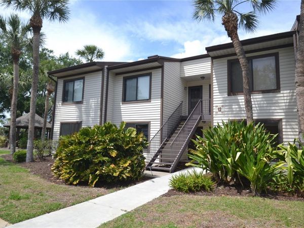 329 MOORINGS COVE DRIVE , TARPON SPRINGS, FL 34689