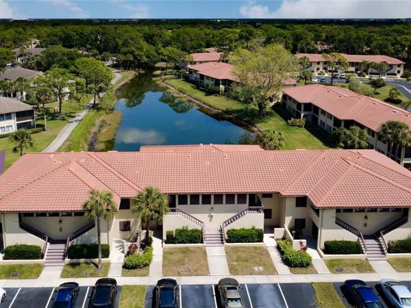 5191 LAKE VILLAGE DRIVE , Unit 2, SARASOTA, FL 34235