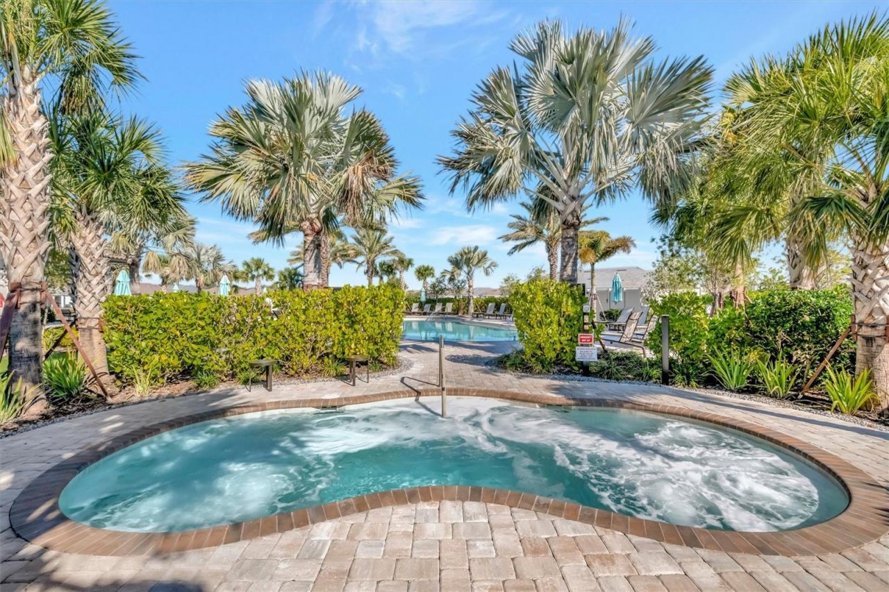 4732 Alexandria Court, Palmetto, FL 34221 Photo