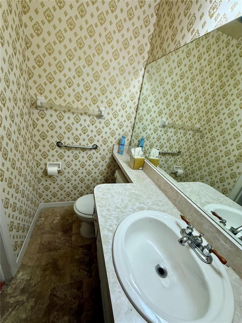 6775 Armand Place N, Unit 4, Pinellas Park, FL 33781 Photo