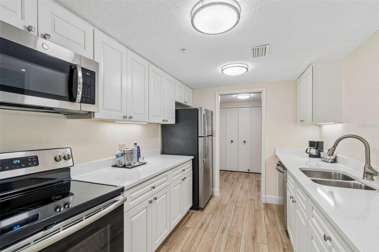 36750 Us Highway 19 , Unit 21202, Palm Harbor, FL 34684 Photo