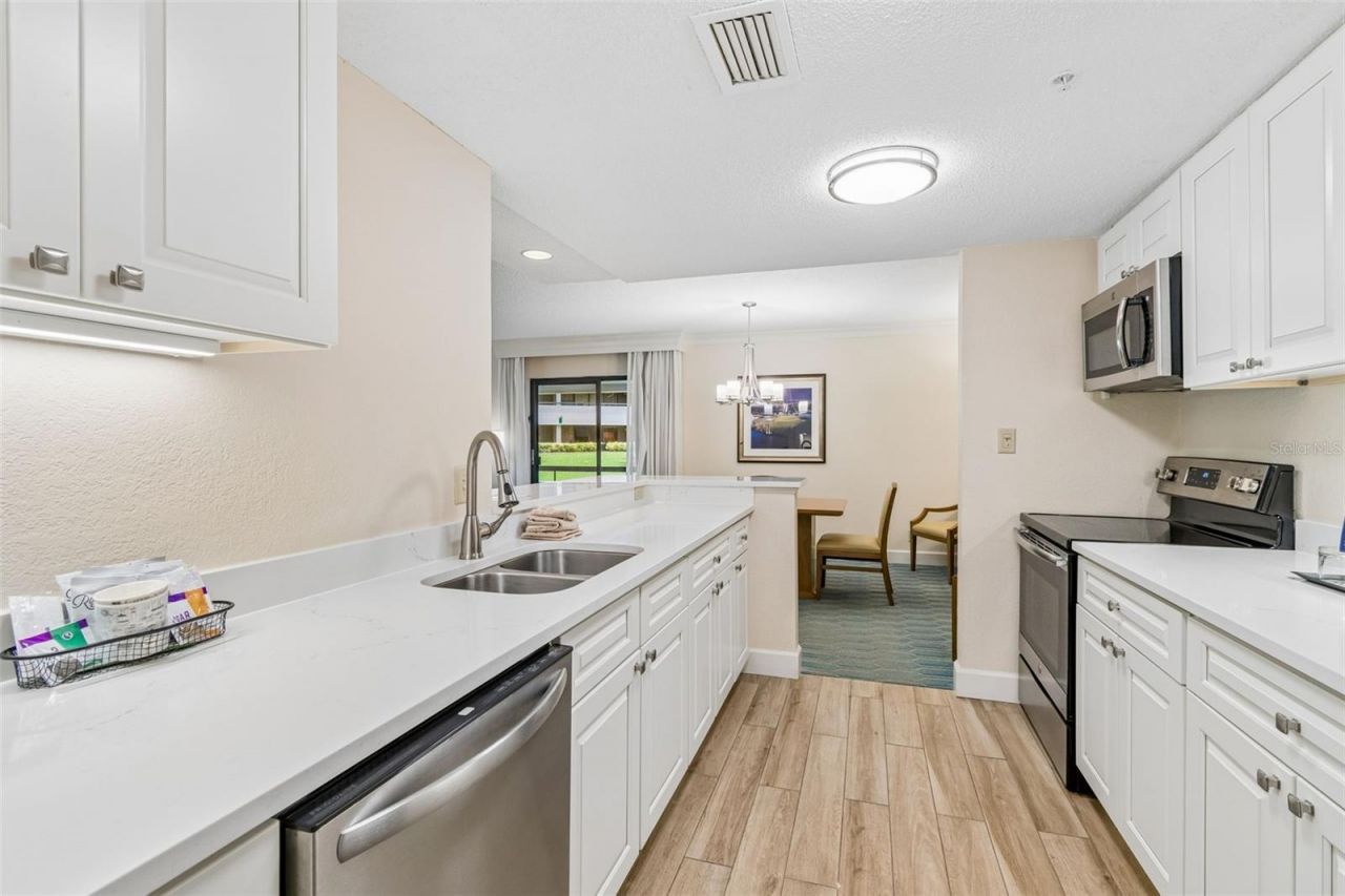 36750 Us Highway 19 , Unit 21202, Palm Harbor, FL 34684 Photo