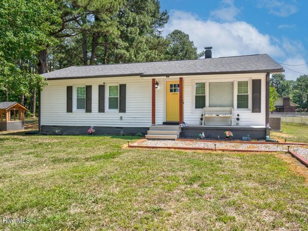 211 Viverette Avenue , Battleboro, NC 27809