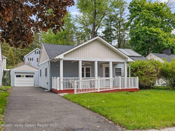 15 Browning Terrace, Kingston, NY 12401