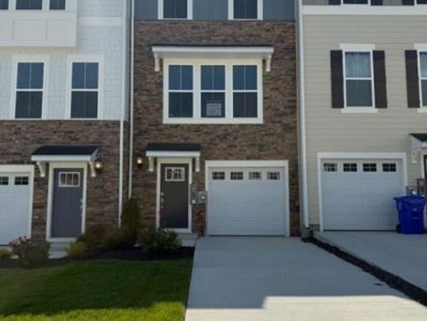 5567 Marksburg Place , White Plains, MD 20695 Main Photo