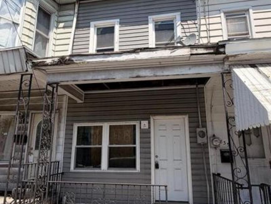 833 E Centre Street, Mahanoy City, PA 17948 Main Photo