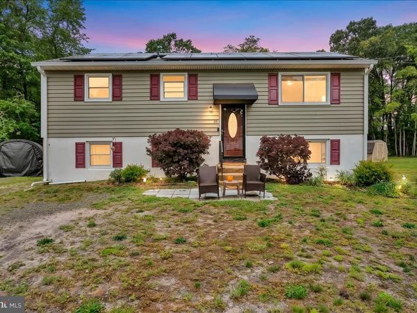 28 SHORE DRIVE, SOUTHAMPTON, NJ 08088