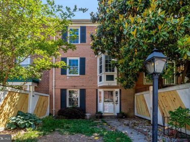 8127 PINELAKE COURT , ALEXANDRIA, VA 22309