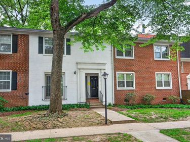 2812 D S WAKEFIELD STREET , Unit D, ARLINGTON, VA 22206
