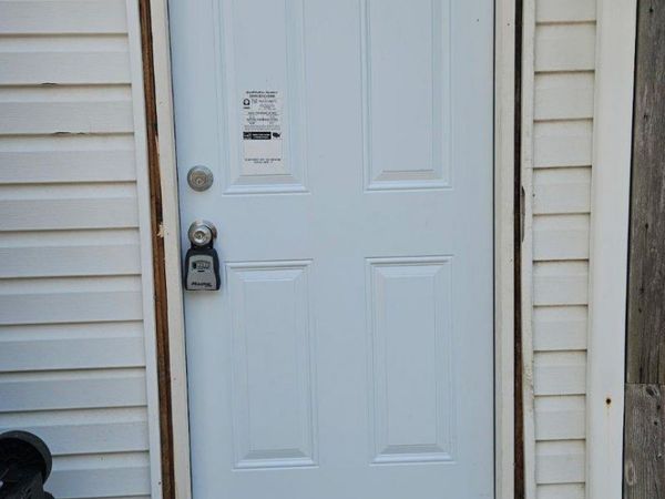1917 FREDERICK AVENUE , BALTIMORE, MD 21223