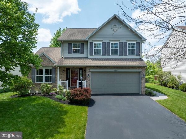 2309 FALCONPOINTE DRIVE , STATE COLLEGE, PA 16801