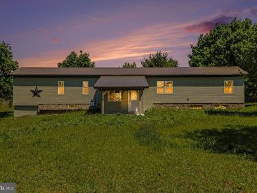 490 SHED ROAD, NEWVILLE, PA 17241