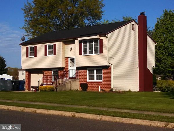 127 KAREN COURT , MULLICA HILL, NJ 08062