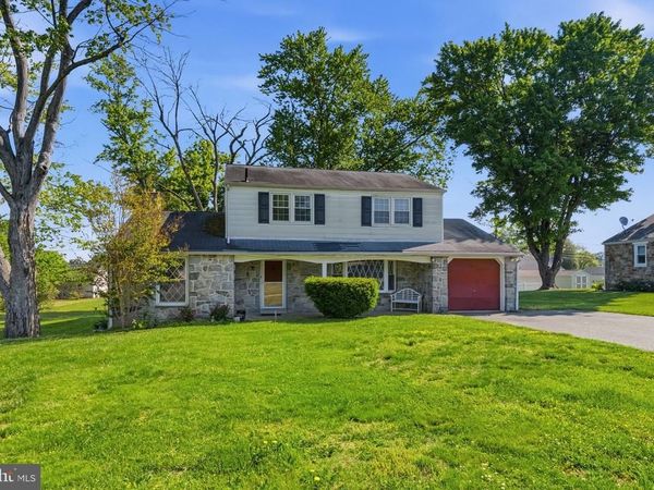 1825 STERIGERE STREET, WEST NORRITON, PA 19403