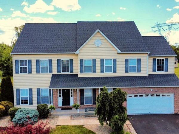 5 CAMELOT WAY, HARLEYSVILLE, PA 19438
